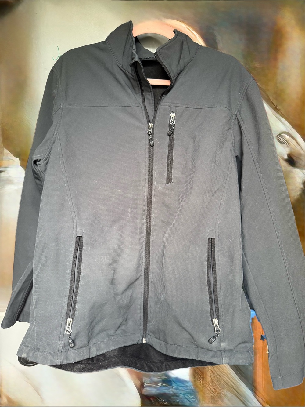 Swiss Tech Black Softshell Jacket with Zip Pockets